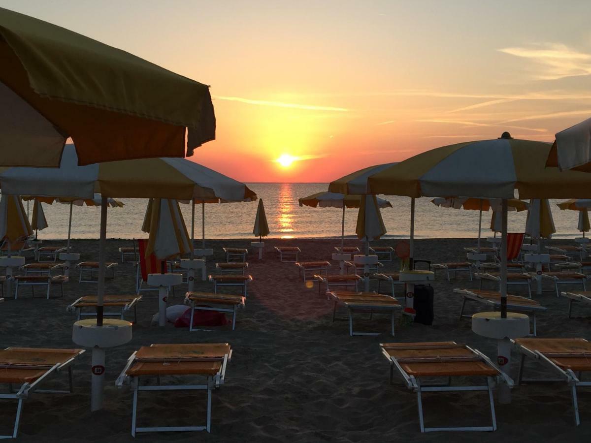 Sulmare Alba Adriatica B&B 외부 사진